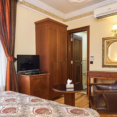 Western Empire Palace & Hotel Istanbul