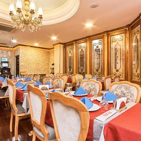 فندق وسبا بيست ويسترن إمباير بالاس