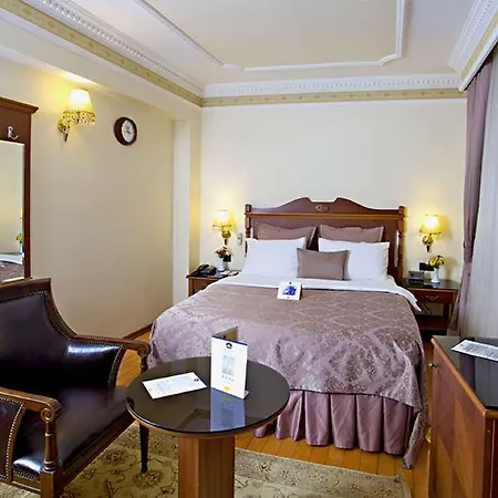 Western Empire Palace & Hotel Istanbul