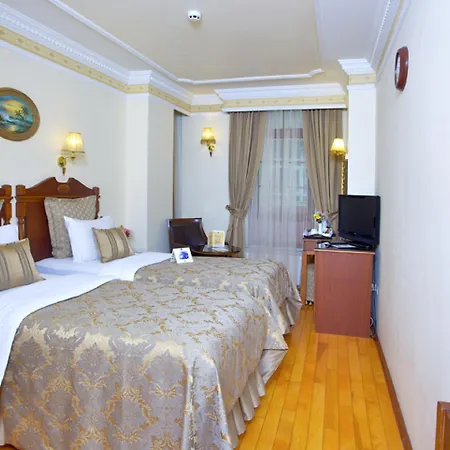 وسبا بيست ويسترن إمباير بالاس فندق