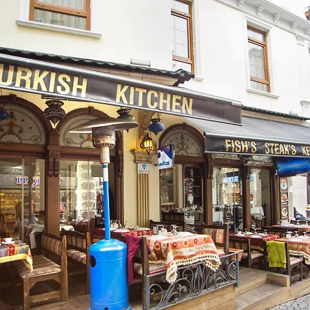 فندق وسبا بيست ويسترن إمباير بالاس 4*