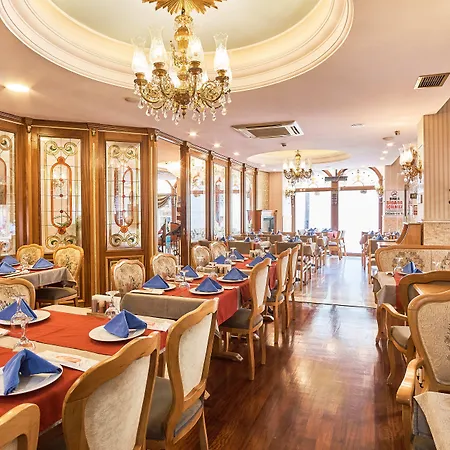 Western Empire Palace & 4* Istanboel